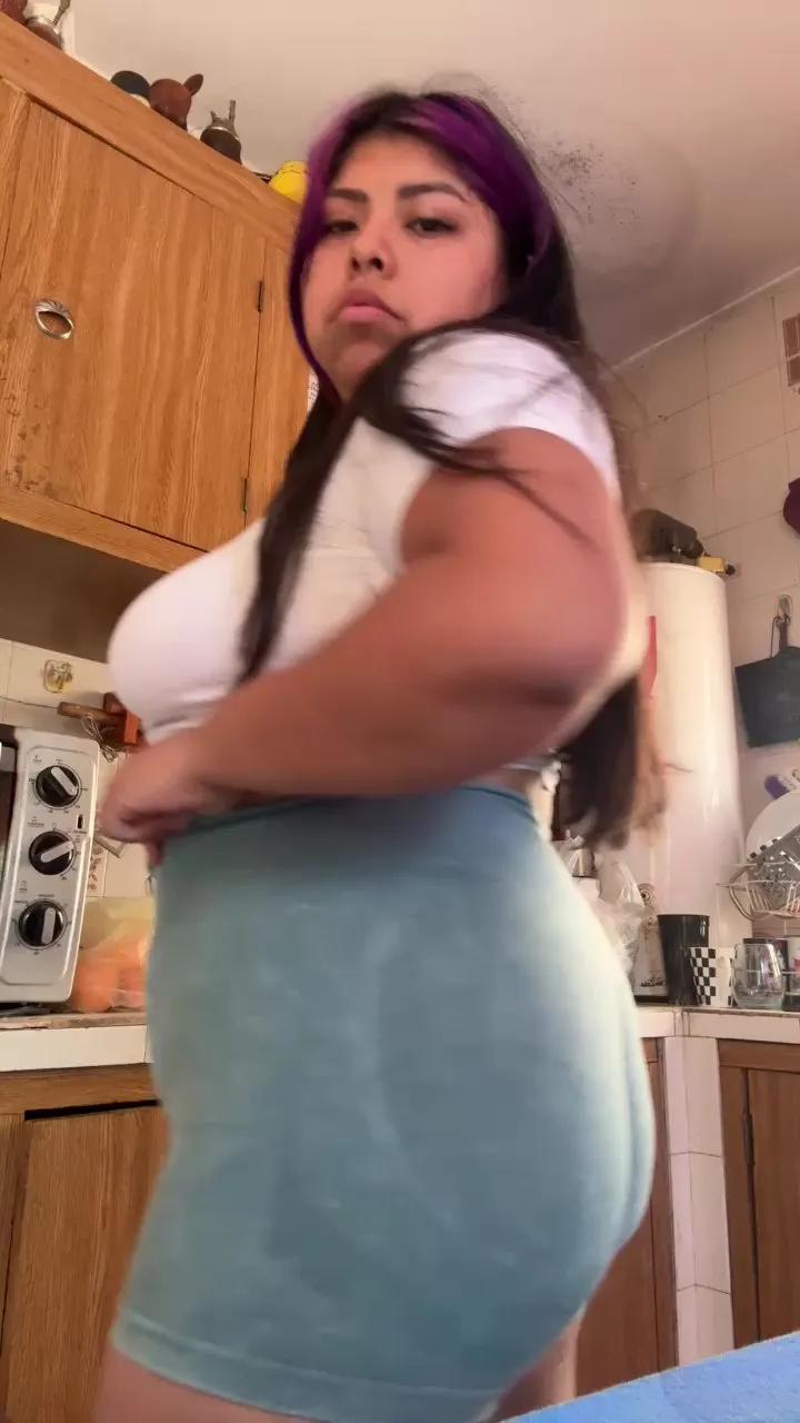 BoobGoddess1 from Cam4