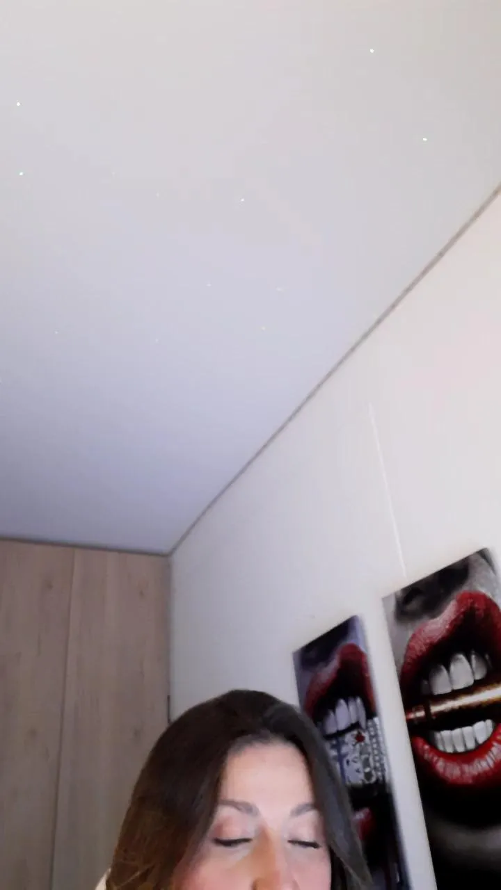 BruunaLove_ from Cam4