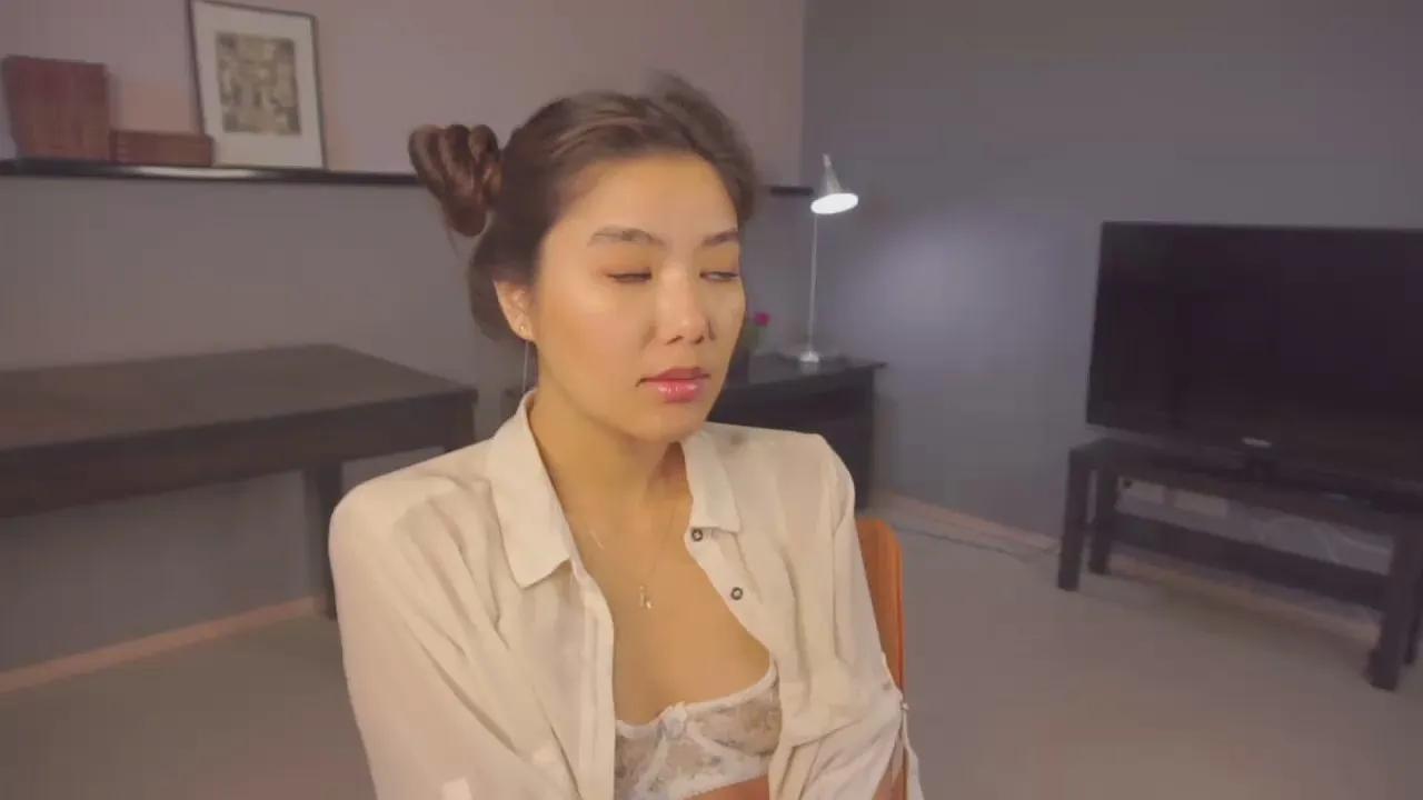ElletteBenny from Cam4