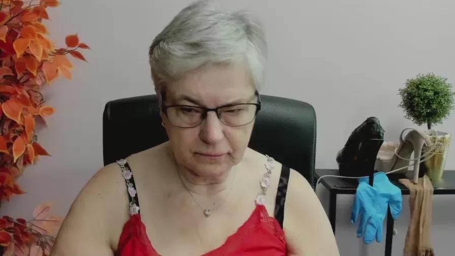 FemmeIRIS from Cam4