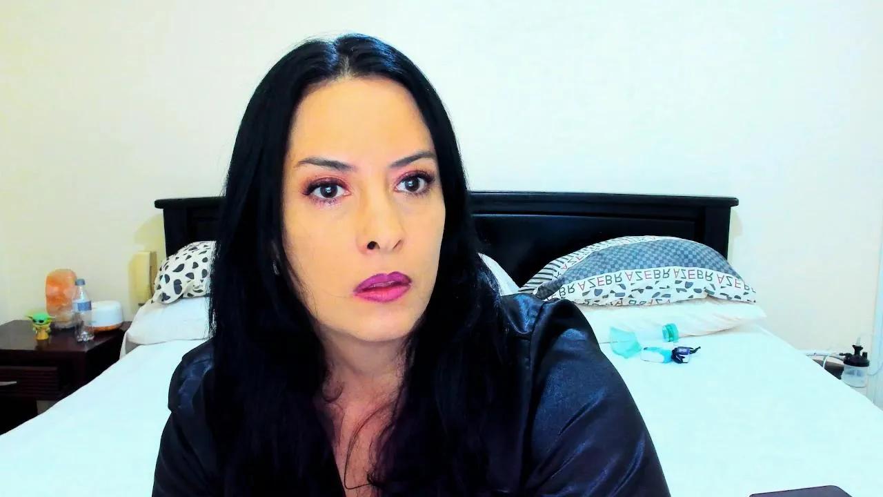 Jaanna_ from Cam4