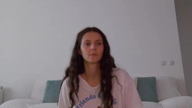 Lilyroselynn from Cam4