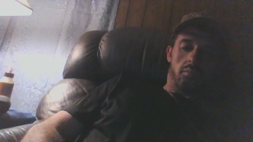 Littleguy25 from Cam4