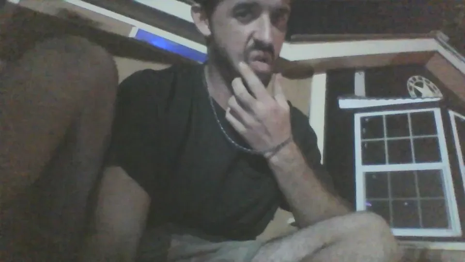 Littleguy25 from Cam4