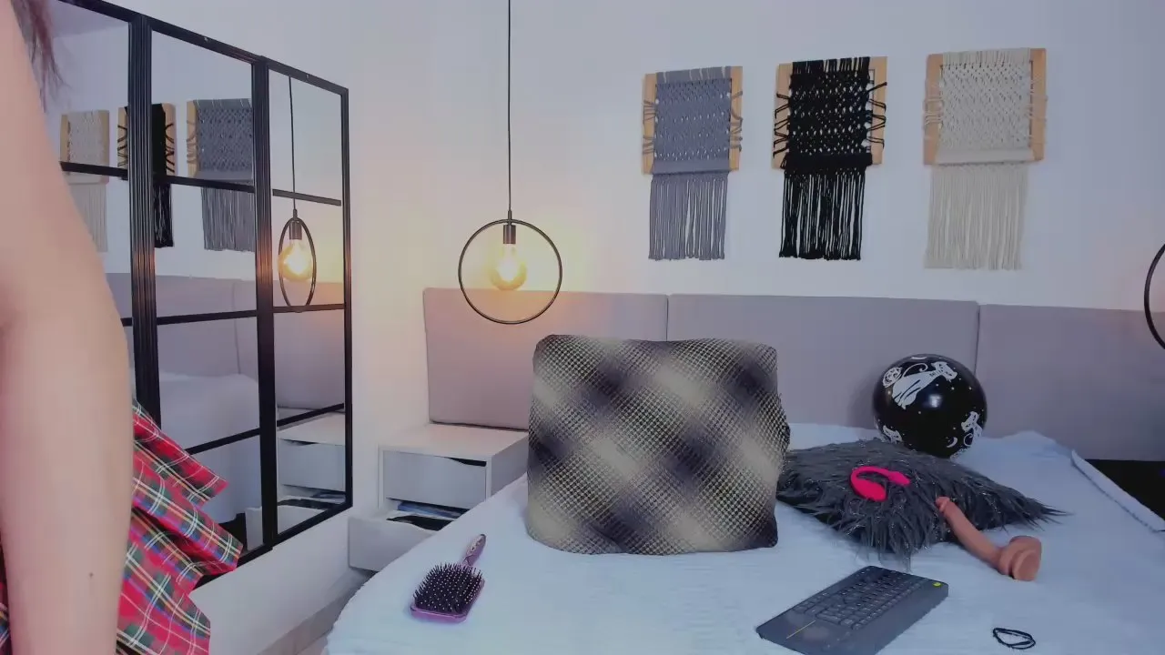 Miss_cristina from Cam4