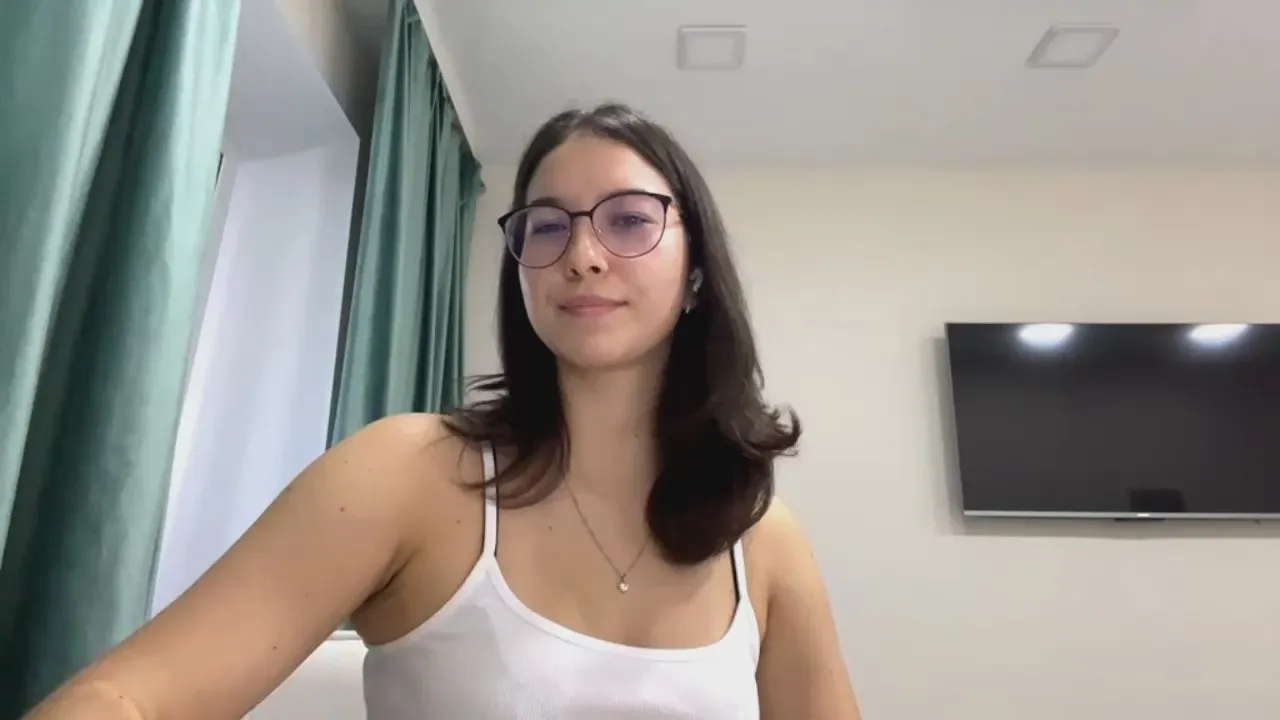 NatashaJakubik from Cam4