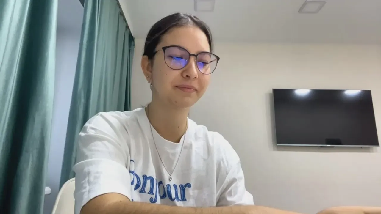 NatashaJakubik from Cam4