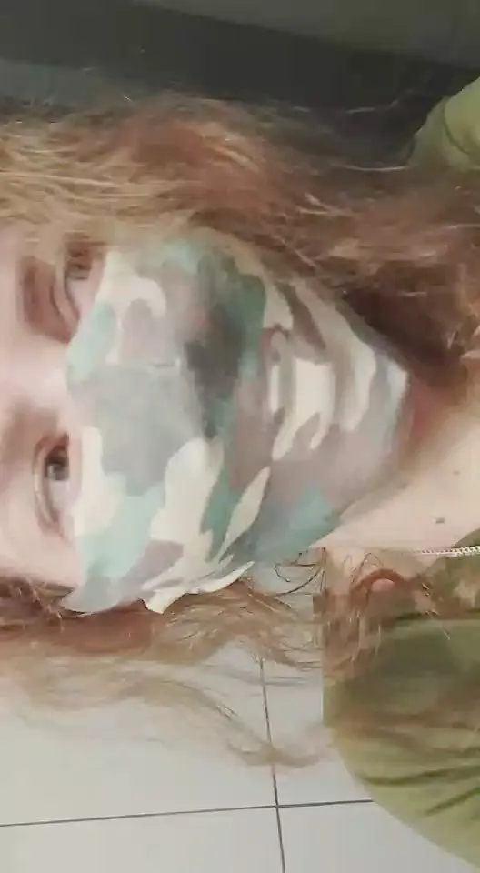 Peelover400 from Cam4