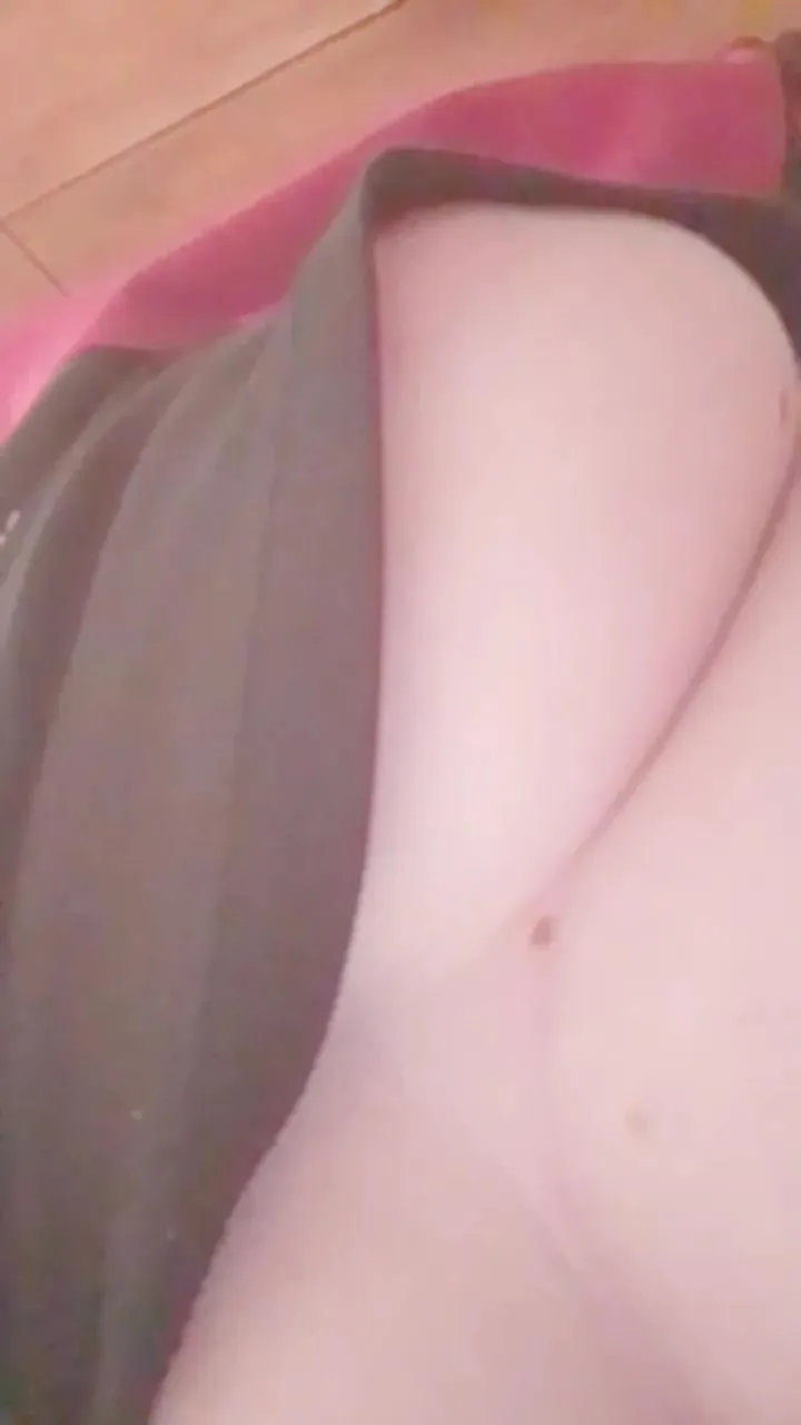 Peelover400 from Cam4