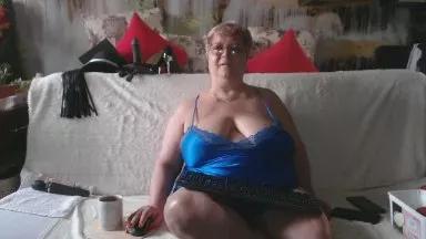 QueenPammy from Cam4