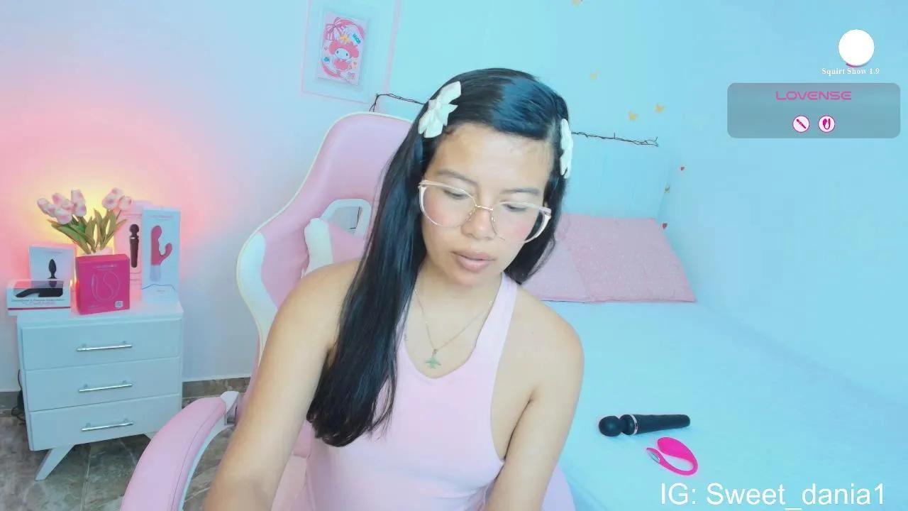 Sweet_dania_ from Cam4