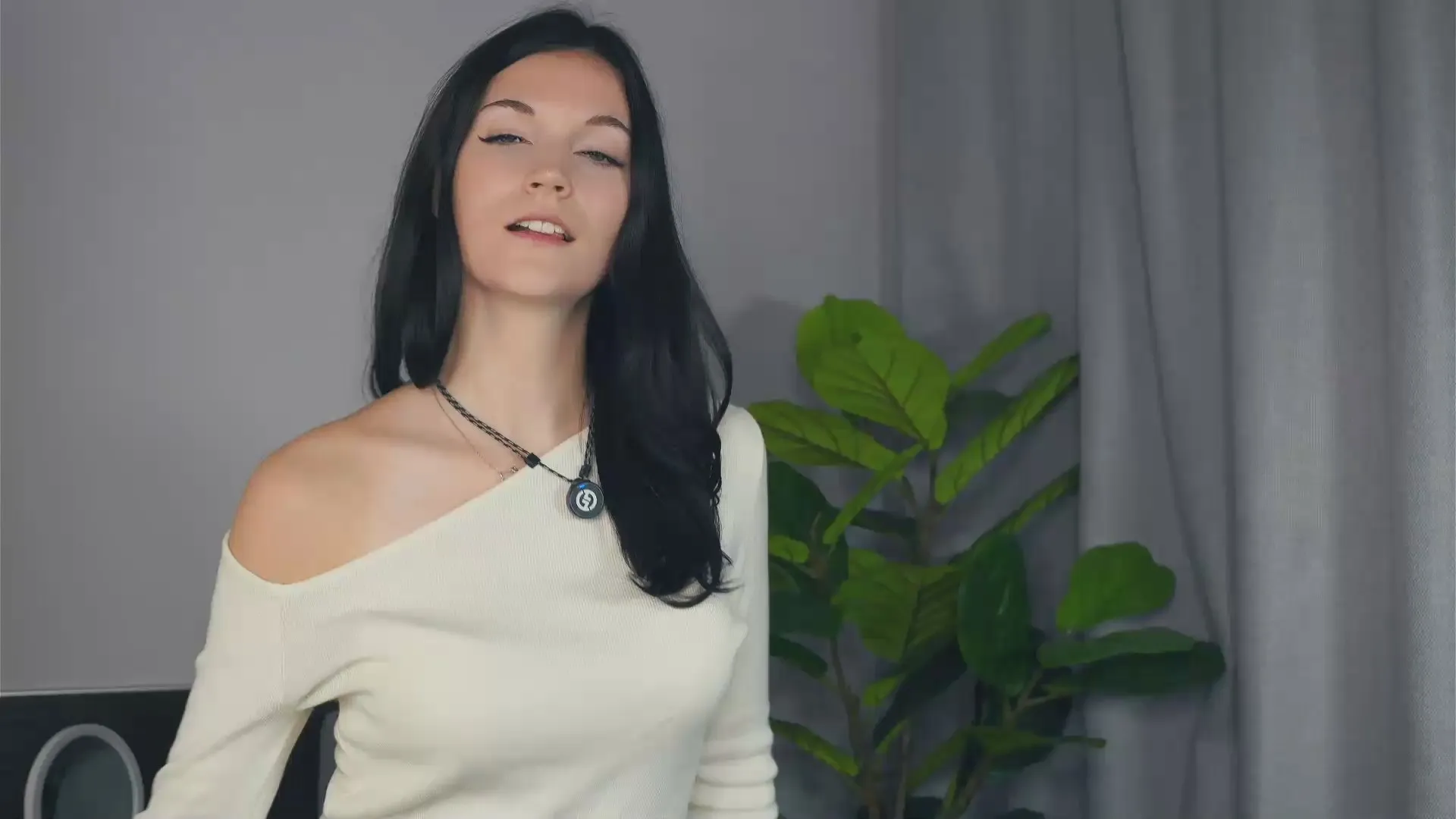 UrsulaElawar from Cam4