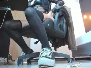 Alma-fenix from CamSoda