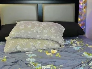 Avaharlow from CamSoda