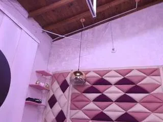 Emma-ma from CamSoda