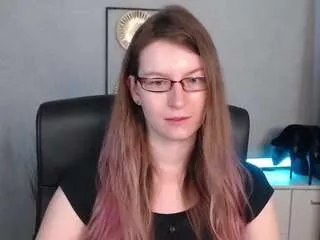 Emmatease94 from CamSoda