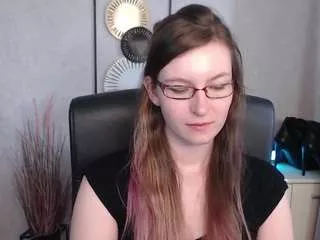 Emmatease94 from CamSoda