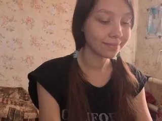 Evelineemard from CamSoda