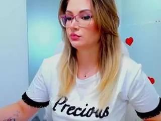 Evelynerosse from CamSoda