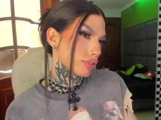 Gigibadassxx from CamSoda