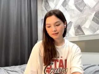 Hanaloffier from CamSoda