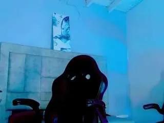 Hannilest from CamSoda