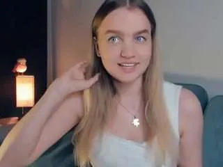 Ileenvirgil from CamSoda