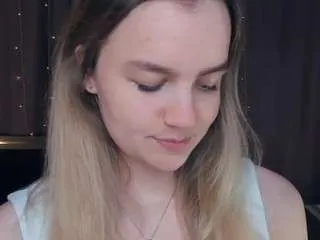 Ileenvirgil from CamSoda