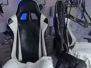 Ivyy-crystal from CamSoda