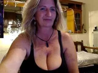 Jennadeluxe from CamSoda