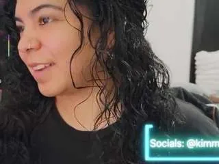 Kimmiakiss from CamSoda