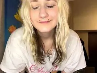 Laylathompson from CamSoda