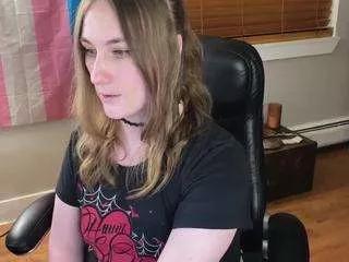 Luluvaladon from CamSoda