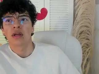 Miilowolf from CamSoda