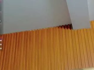 miss-dinah from CamSoda