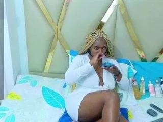 Miss-dinah from CamSoda