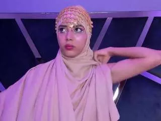 Sweetiecloe from CamSoda