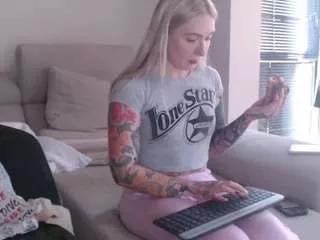 Tattoobbgirl from CamSoda