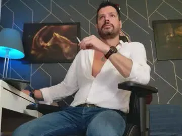 Aaronbomer from Chaturbate