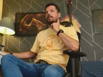 Aaronbomer from Chaturbate