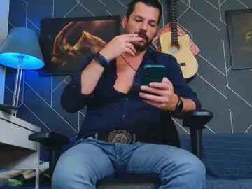 Aaronbomer from Chaturbate