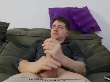 Aaronlegend from Chaturbate