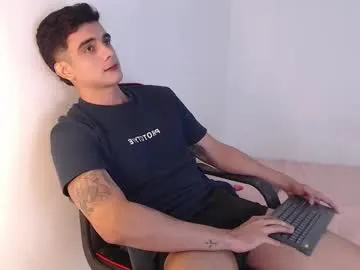 Adama_soa from Chaturbate