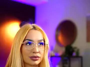 Ammylicious_doll from Chaturbate