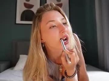 Annie_f0x from Chaturbate