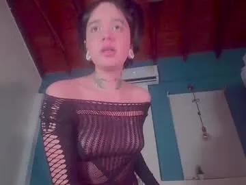 Ariana_whitee from Chaturbate