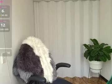 Arya_44 from Chaturbate