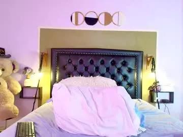 Arya_tsuki from Chaturbate