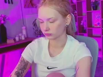 Avadaviis from Chaturbate