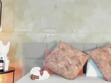 Aynaraross1 from Chaturbate